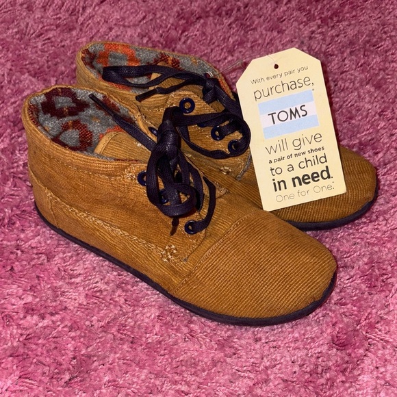 Toms Other - Tom’s Youth Bota’s Khaki Cord Ankle Boots Tan Size 3Y